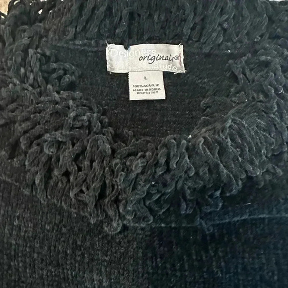 Designers Originals black sweater with unique collar size large - Picture 9 of 9